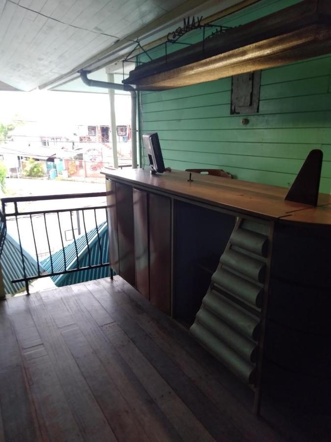 The Lighthouse At Casa Max Hotel โบกัสทาวน์ ภายนอก รูปภาพ